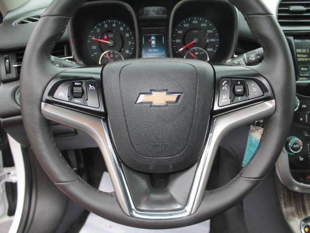 Chevrolet Malibu 2015 photo 12